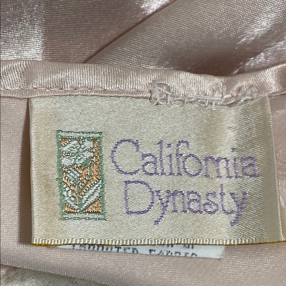 vintage California Dynasty negligee pink lace pearls - Picture 1 of 9